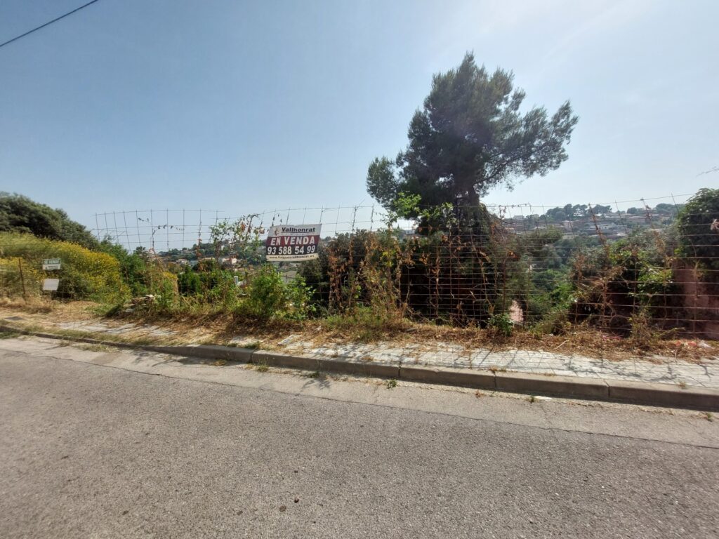 ¡Terreno en venta en Rubí!