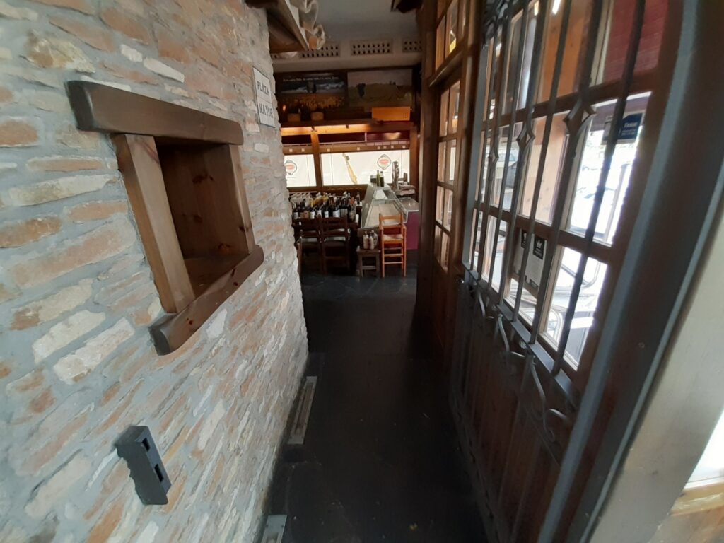 Espectacular local cantoner situat a zona