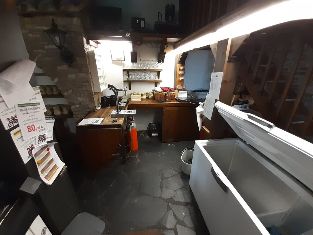 Espectacular local cantoner situat a zona