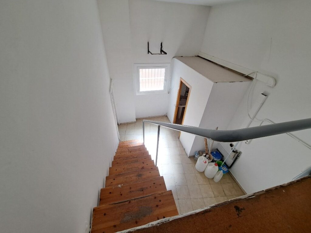 SANT CUGAT: Local situat a Ramba del Celler.