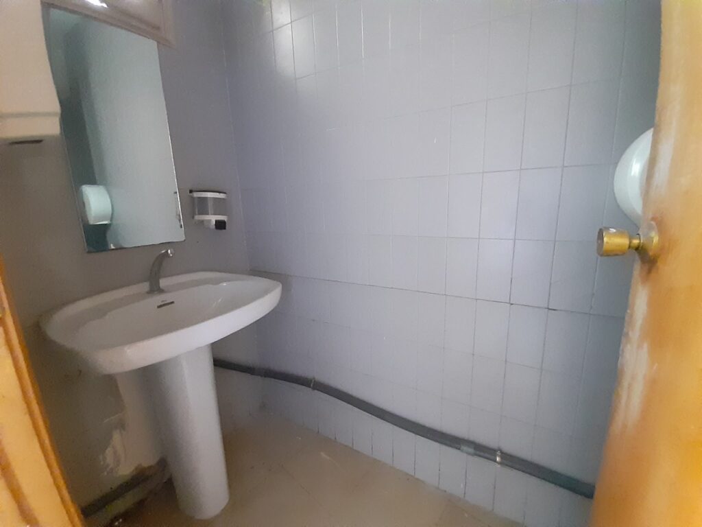 SANT CUGAT: Local situat a Ramba del Celler.