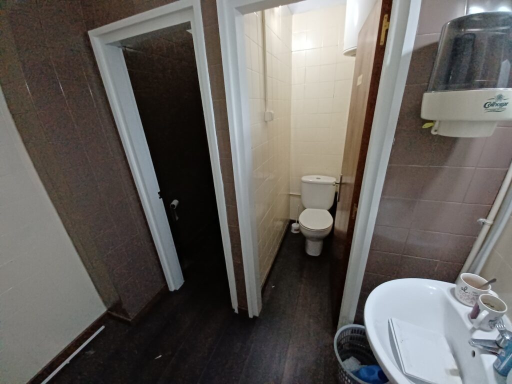 Local Llogat a prop del Mercat de Rubí.