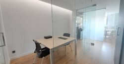 Espectacular despatx-oficina molt lluminosa i en perfecte estat.