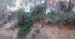 ¡Oportunidad única en Rubí! Se ofrece en venta un terreno urbanizable de 474 m2 ubicado en la tranquila zona de Castellnou i Can Mir.