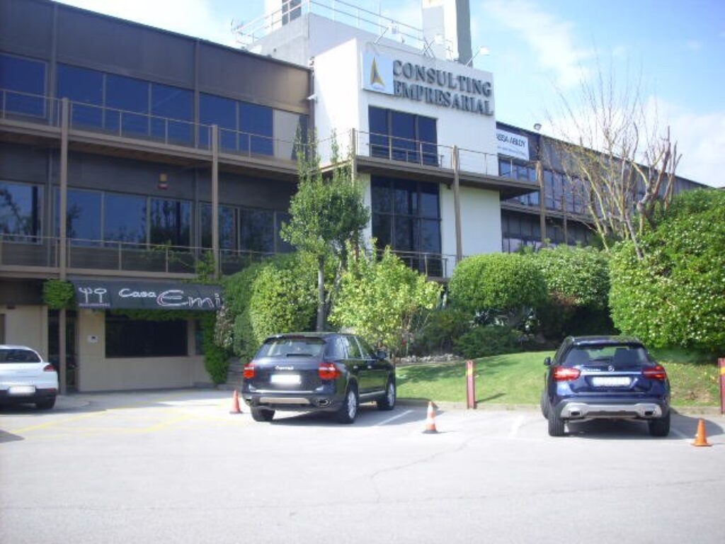 RUBI: Oficina en venta situada en P.I. Cova