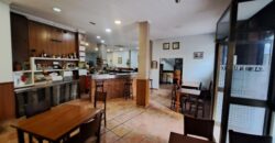 Oportunitat única de negoci en funcionament com a bar-restaurant totalment muntat en local de 282 m2 al polígon industrial del Clot de Ripollet i proper al Centre.