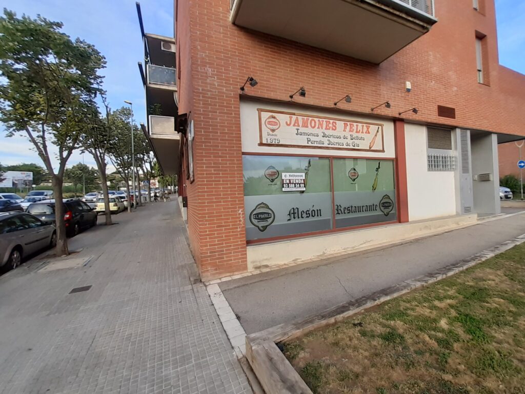 RUBI: Espectacular local seminou totalment