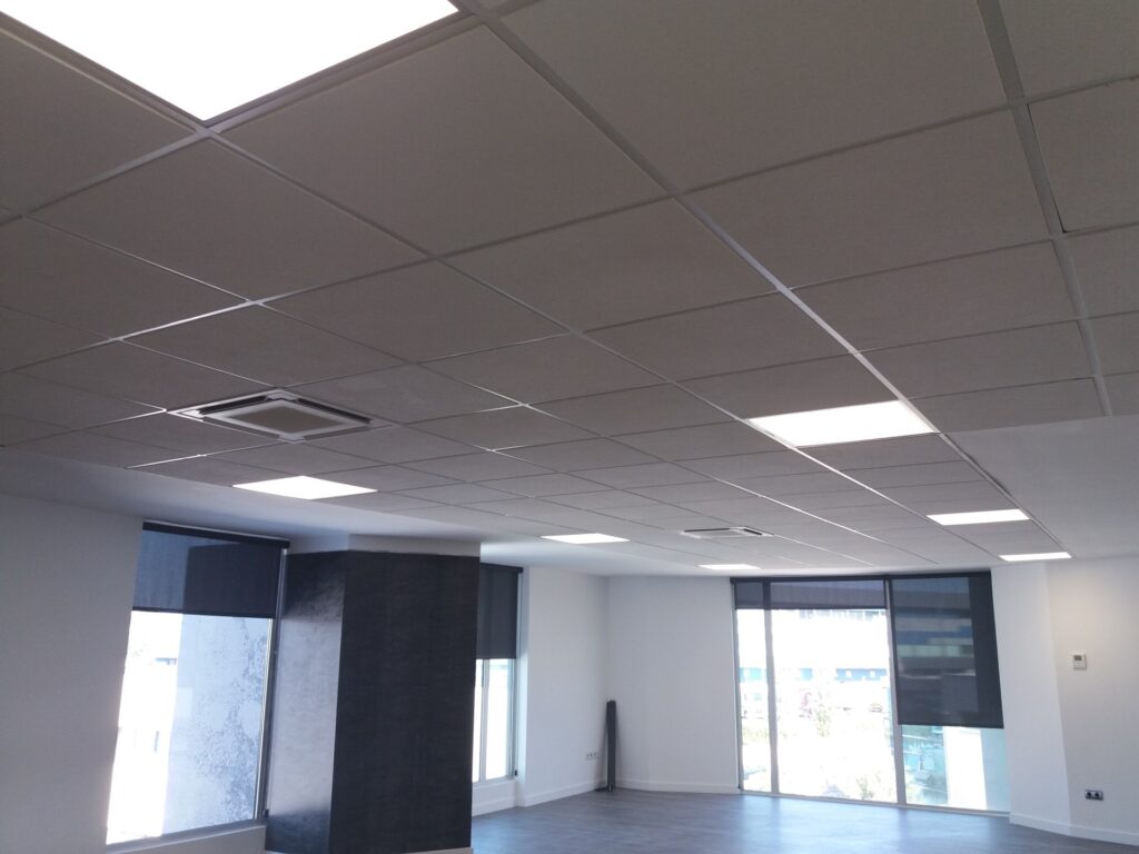 RUBI: Vallès Occidental. Edifici Sant Cugat-ca