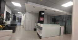 ¡Oficina en lloguer de 20 m2 a Rubí, ideal per al teu negoci!