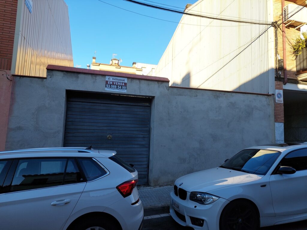 Terreny urbanitzable en venda a Rubí, 232 m2 llestos per construir el teu projecte ideal!