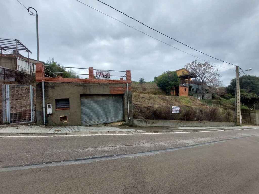 Terreny urbanitzable en venda a Rubí, 755 m2 per construir el teu projecte ideal!