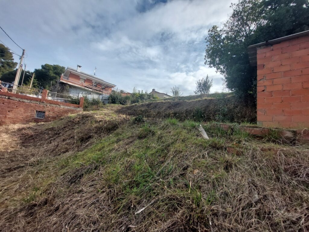 Terreny urbanitzable en venda a Rubí, 755 m2 per construir el teu projecte ideal!