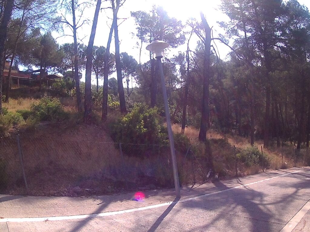 SOLAR CANTONER A LA ZONA DE SANT MUÇ