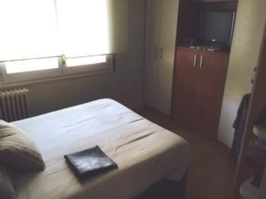 SANT CUGAT:  Ideal inversores -alquilada hasta fin 2029.