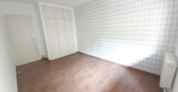 SANT CUGAT: Casa adosada esquinera situada cerca FFCC.