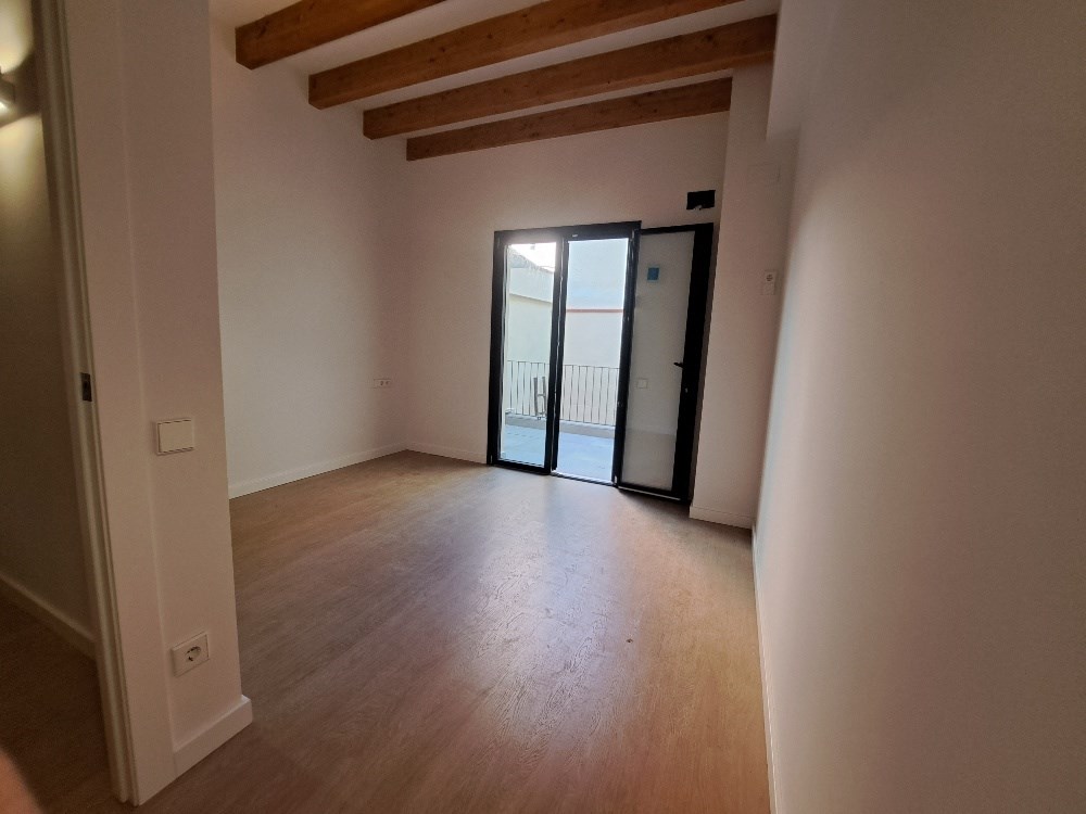 Casa de Obra Nueva en el centro de Rubí