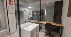 Oficina tipo Box de lloguer al Centre de