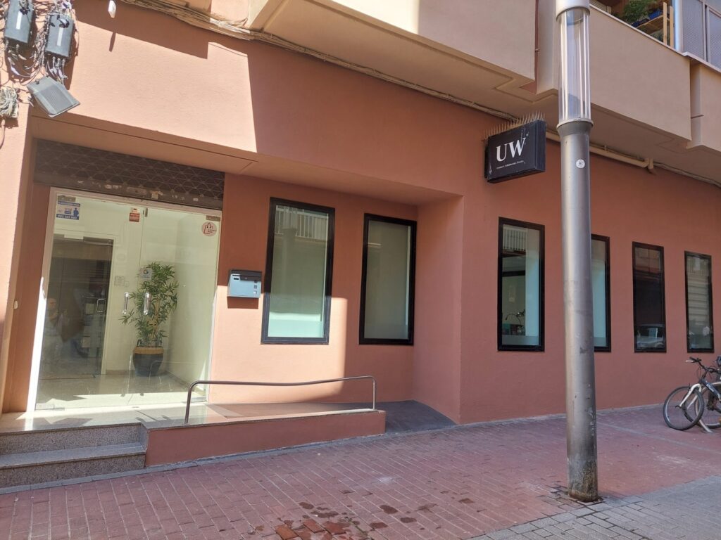 Oficina tipo Box de lloguer al Centre de