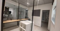 Oficina tipo Box de lloguer al Centre de