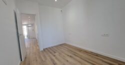 Pis totalment reformat amb àmplia terrassa!