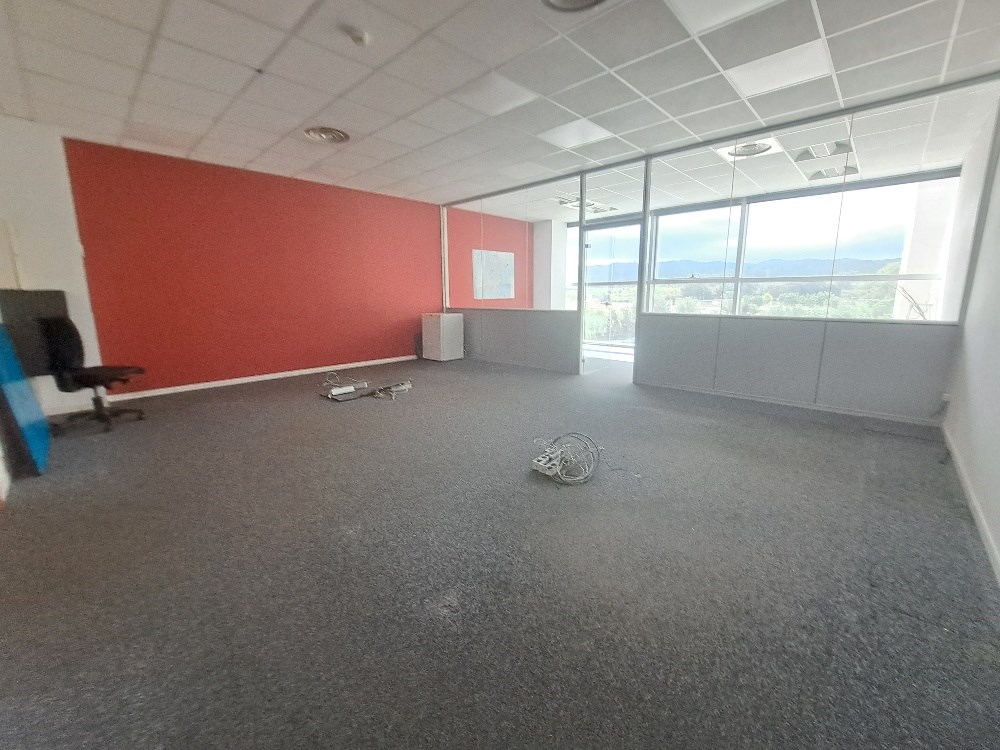 ¡Oficina lloguer a Edifici Corporatiu a Sant Cugat del Vallès!