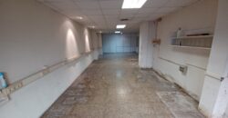 Local de lloguer de 184m2 situat a zona Serreta