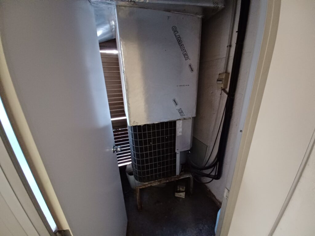 Local de lloguer de 184m2 situat a zona Serreta