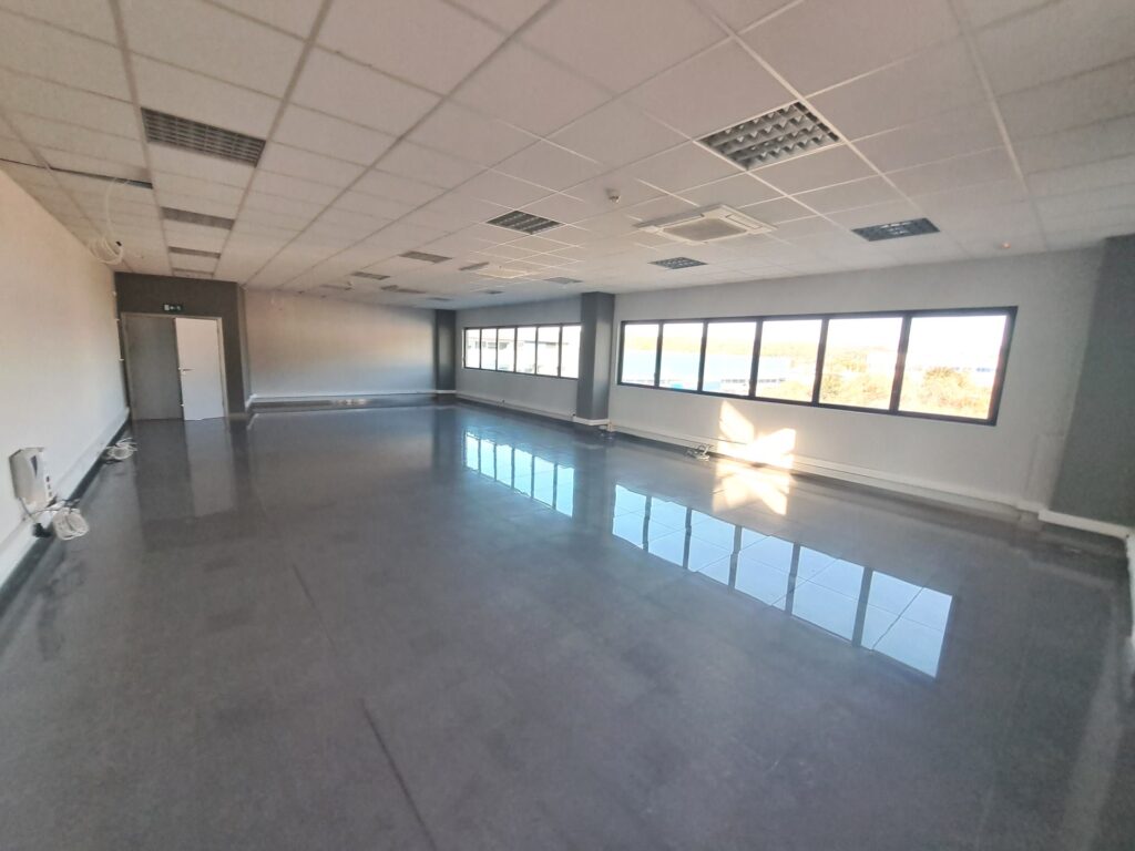 Oficina en alquiler de 112m2 en edificio