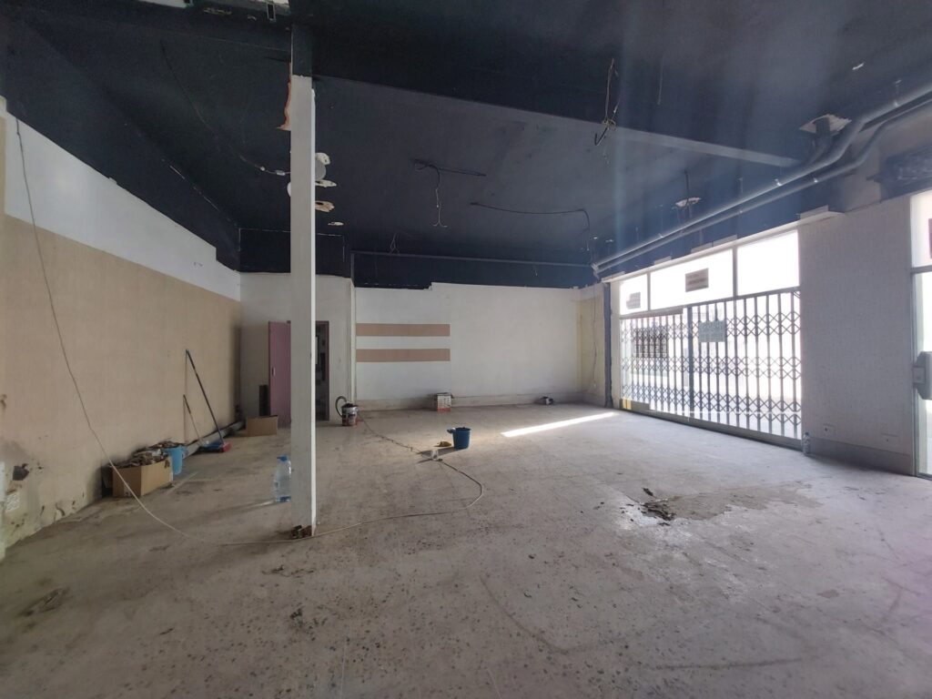 ¡Alquiler de local en el centro de Rubí!