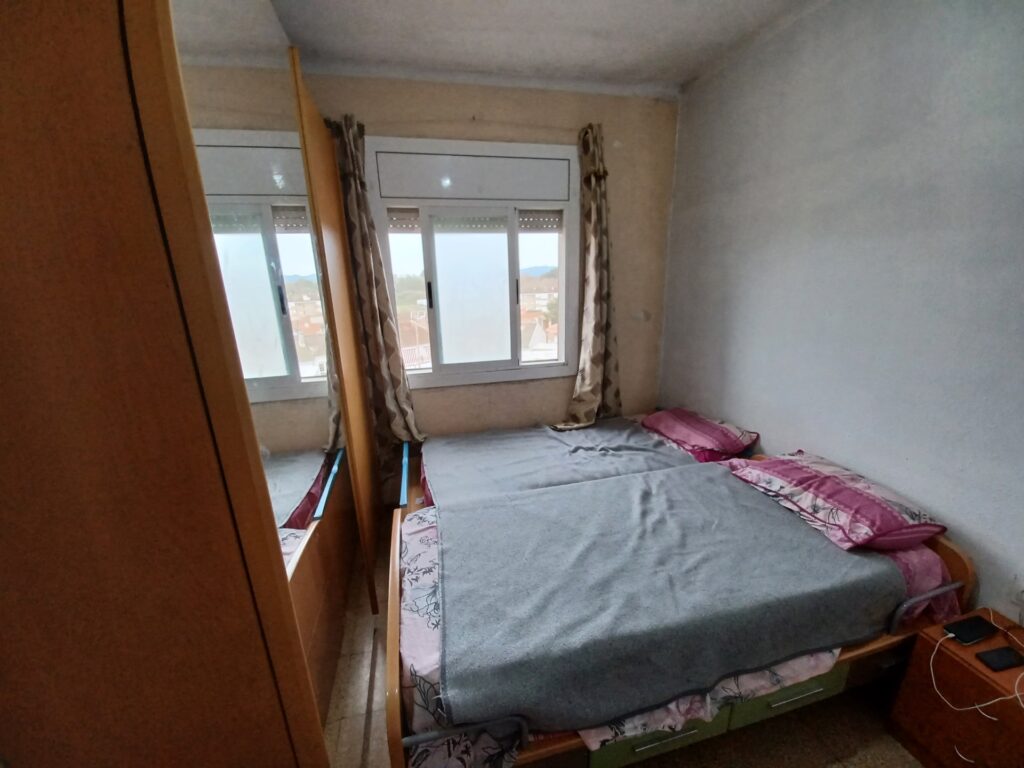 ¡Pis exterior 4º sense ascensor de 3 habitacions en venda a Rubí, ideal per a la teva nova vida!