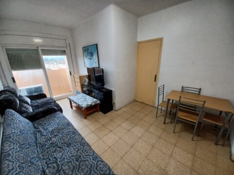 ¡Pis exterior 4º sense ascensor de 3 habitacions en venda a Rubí, ideal per a la teva nova vida!