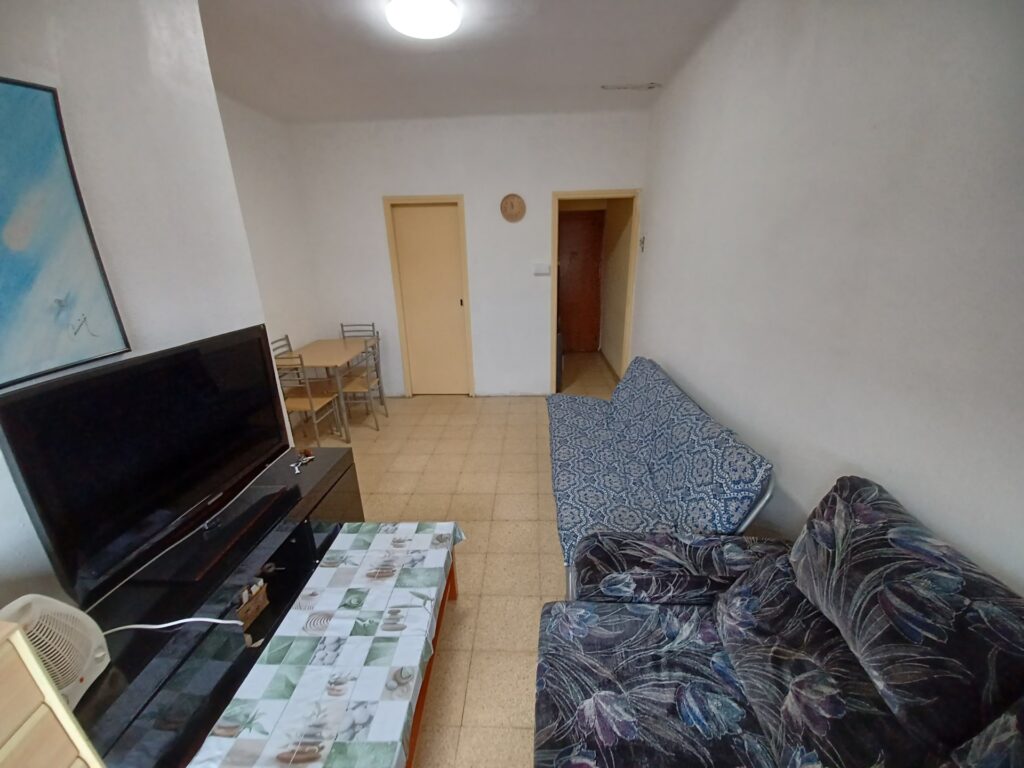 ¡Pis exterior 4º sense ascensor de 3 habitacions en venda a Rubí, ideal per a la teva nova vida!