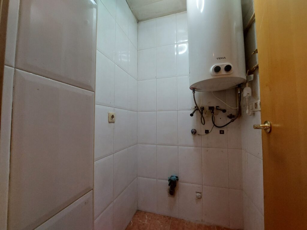 ¡Piso de 1 habitación con parking, ideal para tu nuevo hogar!