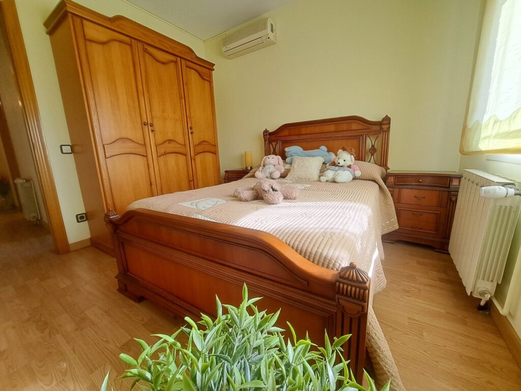 Casa Aislado en la zona de Can Vallhonrat junto al Hospital General de Catalunya.