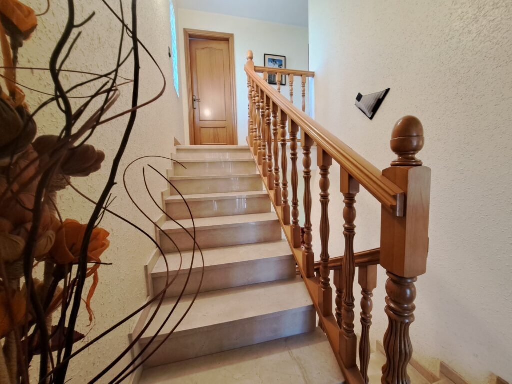 Casa Aislado en la zona de Can Vallhonrat junto al Hospital General de Catalunya.