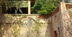 TERRASSA: Terreny de 167.577M2 amb Masia