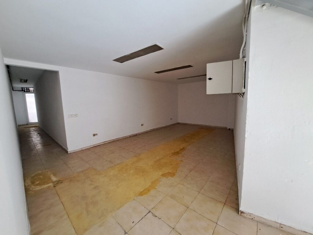 SANT CUGAT: Local situado en Ramba del Celler.