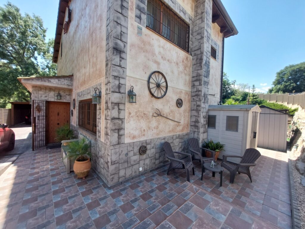 Masia en venda a Sant Muç