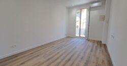 Pis totalment reformat amb àmplia terrassa!