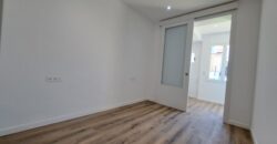 Pis totalment reformat amb àmplia terrassa!