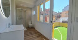 Pis totalment reformat amb àmplia terrassa!