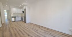 Pis totalment reformat amb àmplia terrassa!