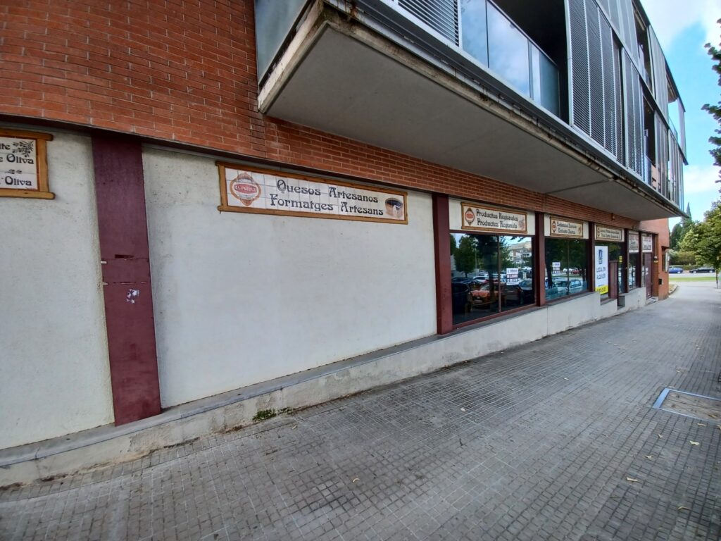 Espectacular local situado en zona S. XXI