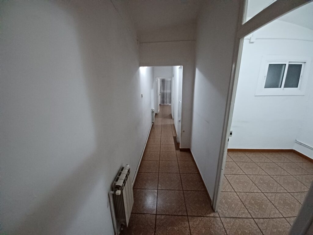 ¡Casa céntrica de 3 habitaciones y terraza!