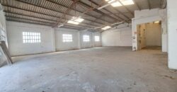 Nau industrial aparellada en venda a Montcada i Reixac, 270 m2 d’espai útil!