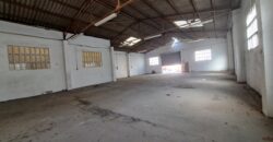 Nau industrial aparellada en venda a Montcada i Reixac, 270 m2 d’espai útil!