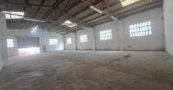 Nau industrial aparellada en venda a Montcada i Reixac, 270 m2 d’espai útil!