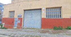 Nau industrial aparellada en venda a Montcada i Reixac, 270 m2 d’espai útil!