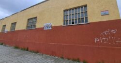 Nau industrial aparellada en venda a Montcada i Reixac, 270 m2 d’espai útil!