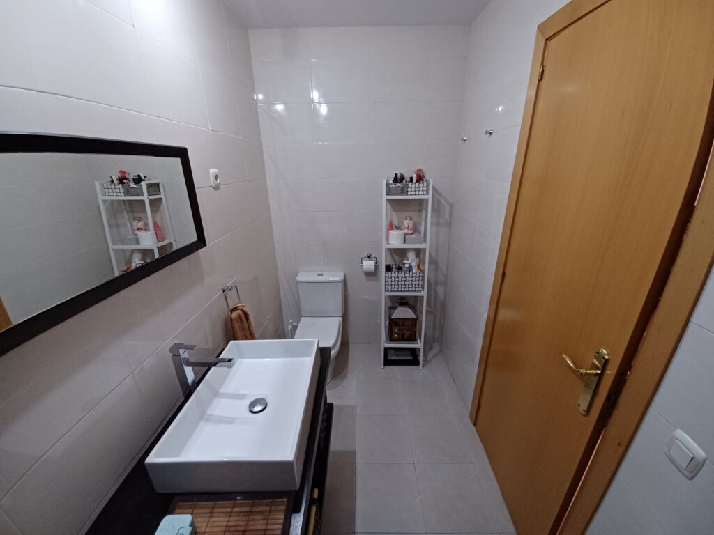 Xalet unifamiliar en venda a Les Fonts de Sant Quirze del Vallès, 4 habitacions i piscina privada!